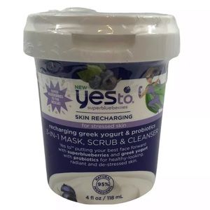 YesTo Super Blueberries 3-in-1 Mask Scrub cleanser